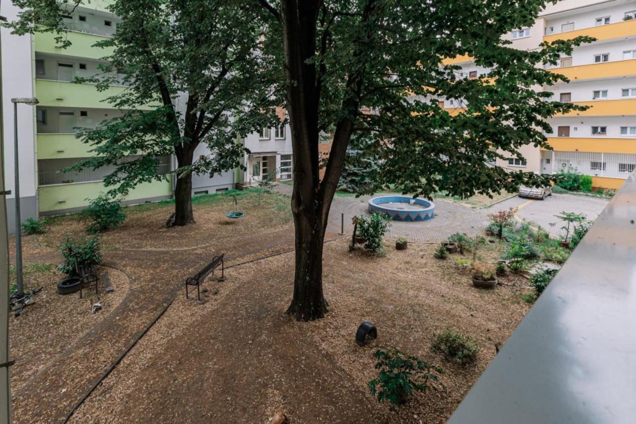 Appartement Stadiumside Studio à Bratislava Extérieur photo