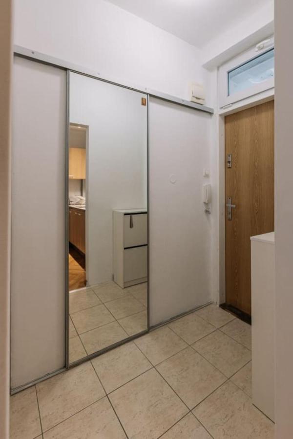 Appartement Stadiumside Studio à Bratislava Extérieur photo